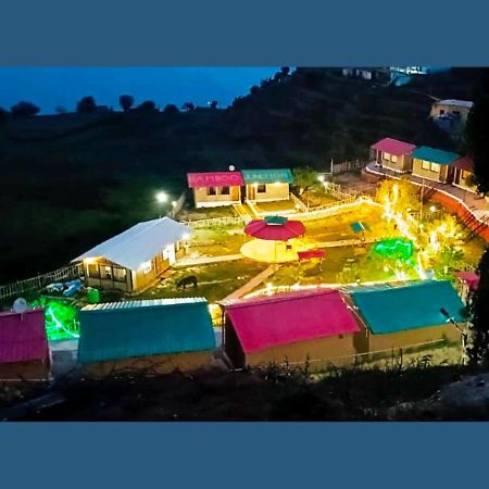 Bamboo Junction Resort - Kanatal, Valley & Mountain View Дганолті Екстер'єр фото