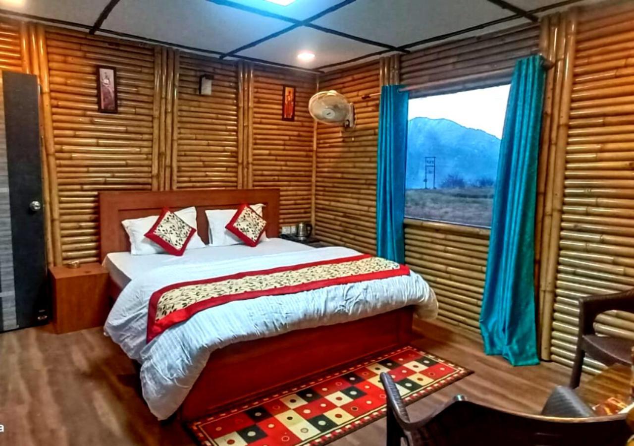 Bamboo Junction Resort - Kanatal, Valley & Mountain View Дганолті Екстер'єр фото