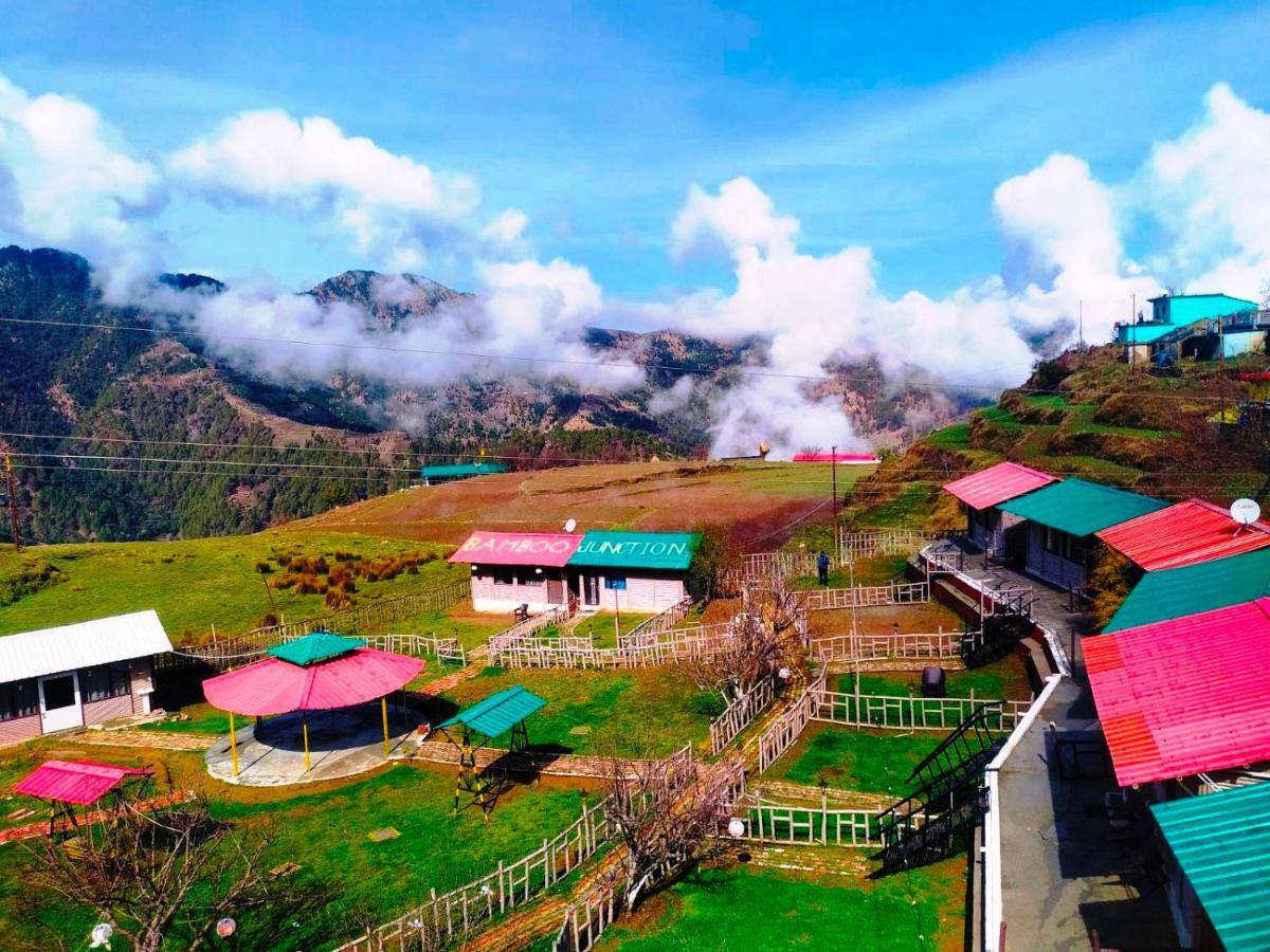 Bamboo Junction Resort - Kanatal, Valley & Mountain View Дганолті Екстер'єр фото