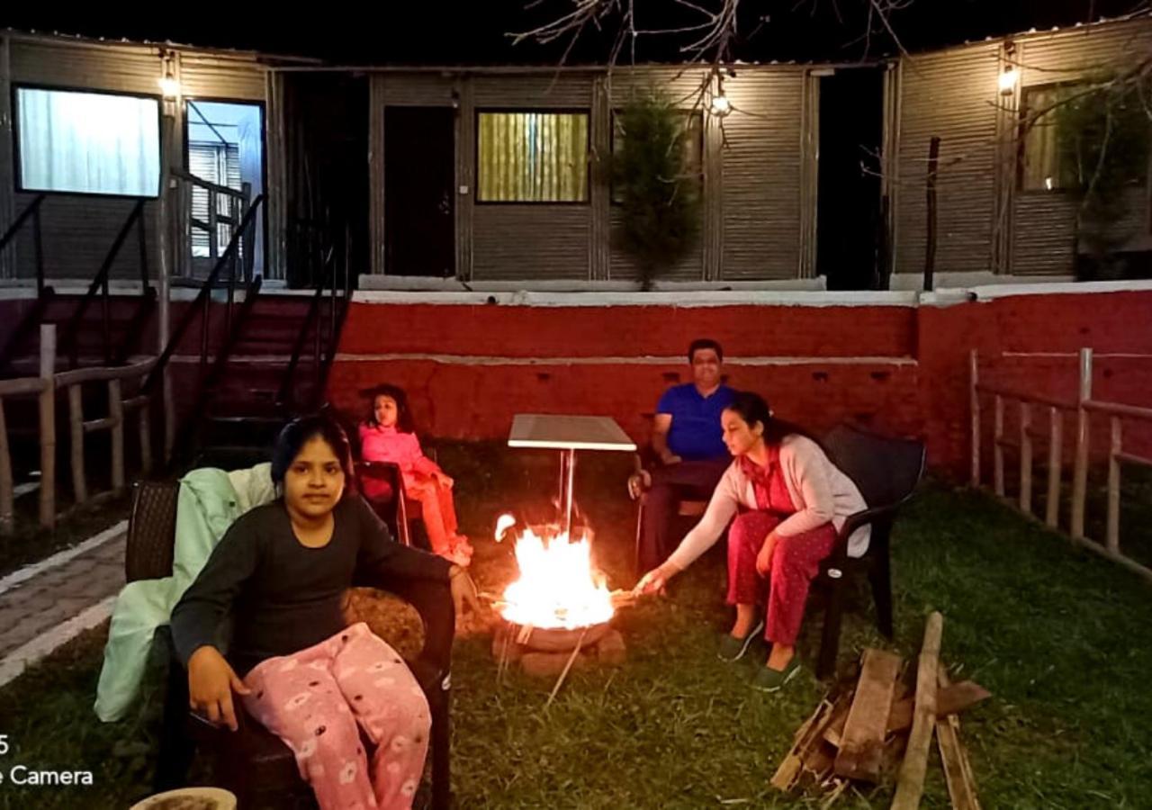 Bamboo Junction Resort - Kanatal, Valley & Mountain View Дганолті Екстер'єр фото